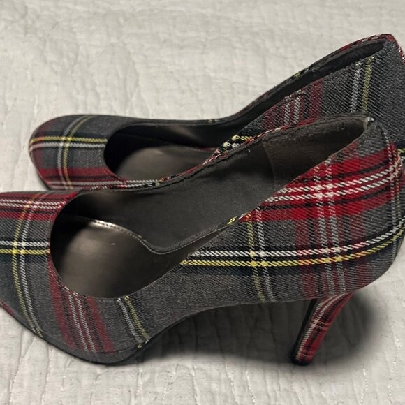 Fioni Women's Plaid Pointed Toe Stiletto Pumps Size 8 Multicolor - Picture 3 of 8